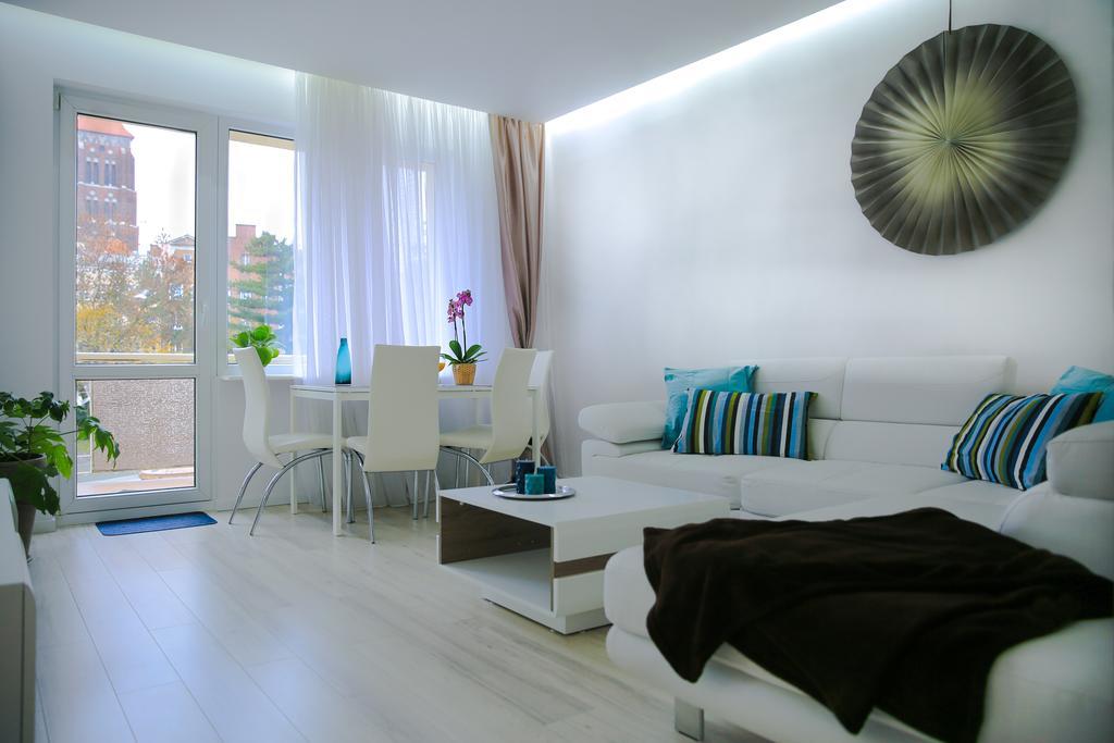 Apartament Swietojanska Гданск Стая снимка